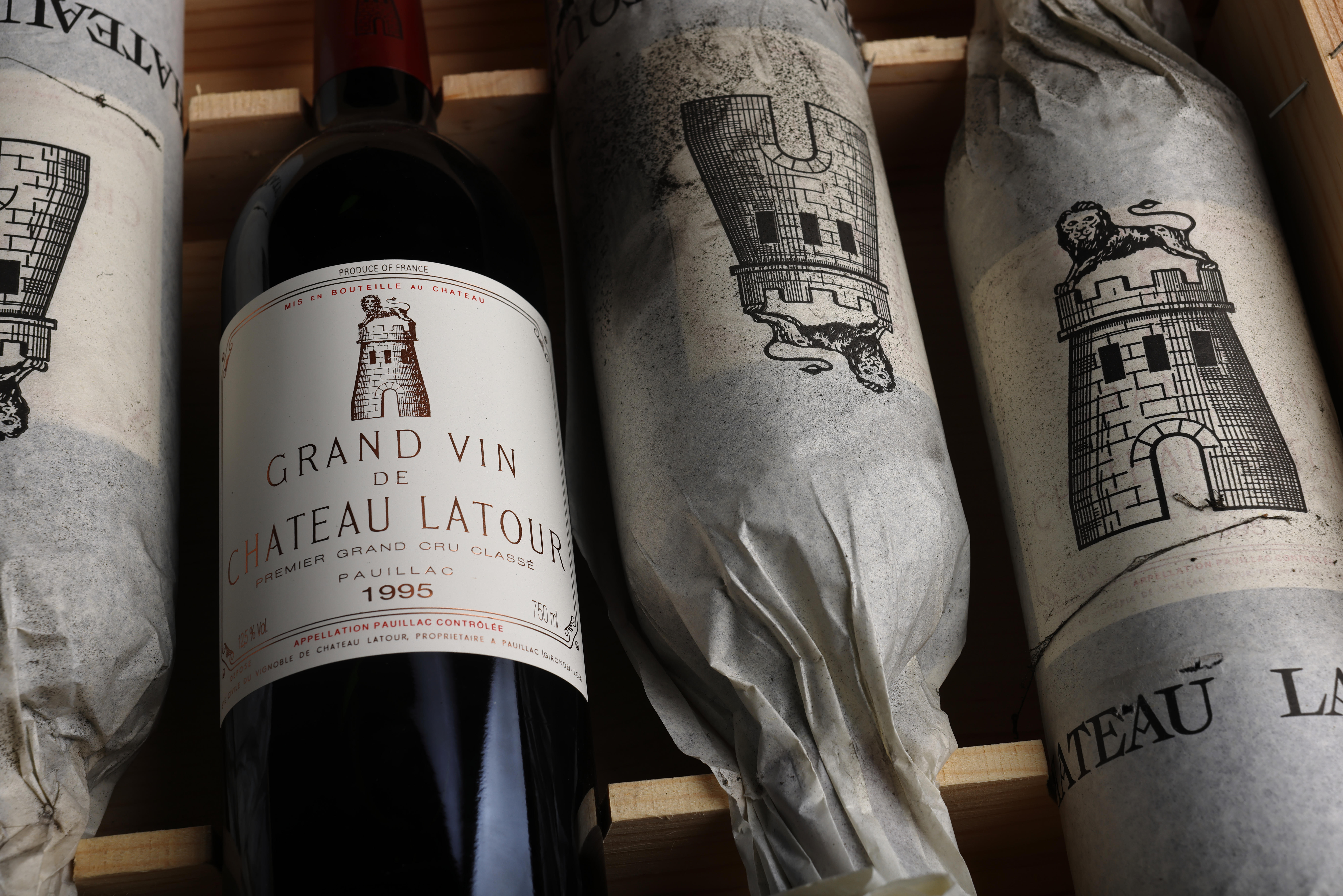 19958006013-1005-CH-LATOUR_1