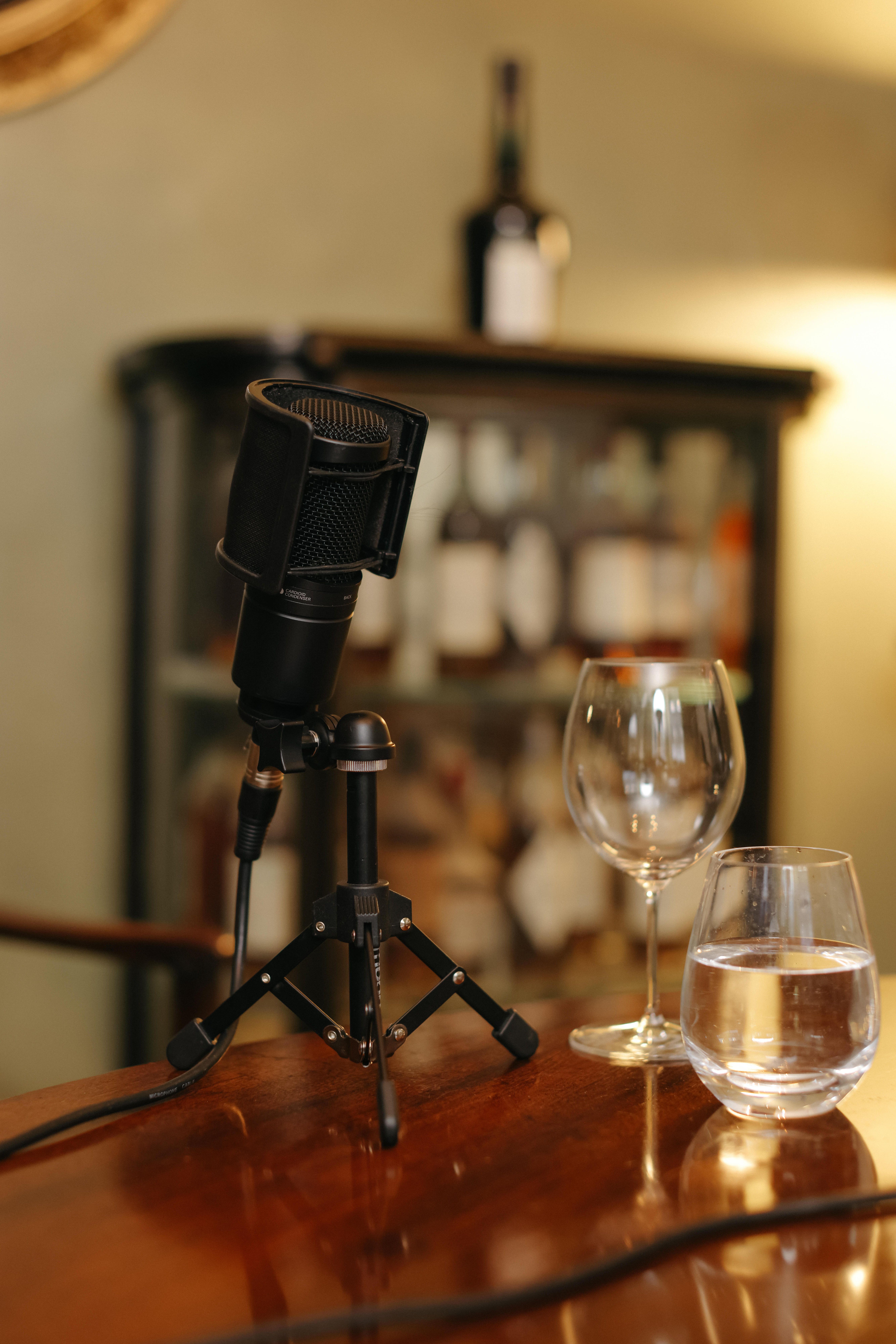 Podcast-Germany-episode_Hannah-Crosbie_Barbara-Drew_Rob-Whitehead-16