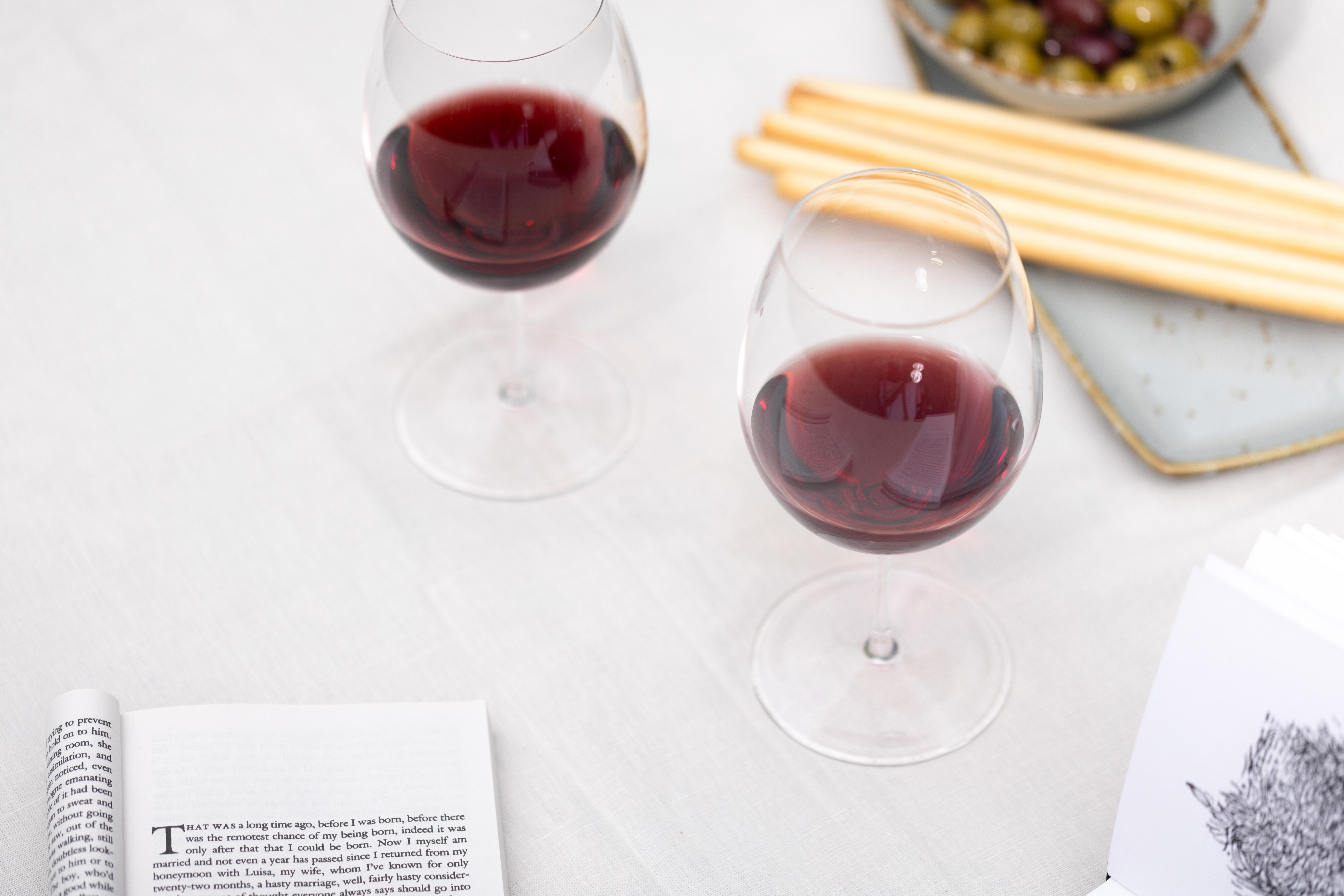 Summer-Photoshoot-June-2024-Generic-Red-wine-glass-6